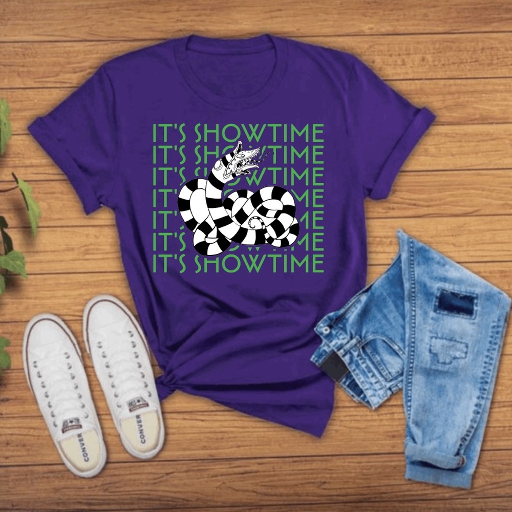 It’s showtime snake Beetlejuice t-shirt unisex